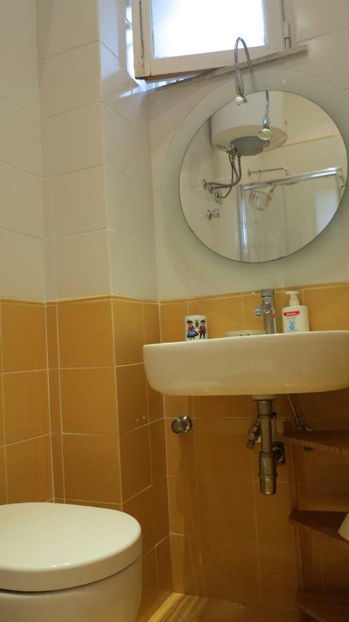 Spacious Panoramic Apartment - Half Way Center-Vomero District Napoli Bagian luar foto