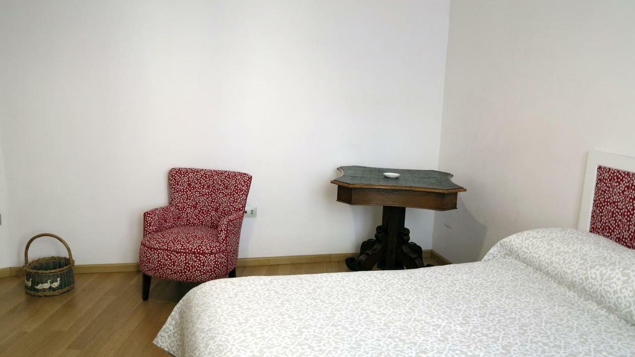 Spacious Panoramic Apartment - Half Way Center-Vomero District Napoli Bagian luar foto